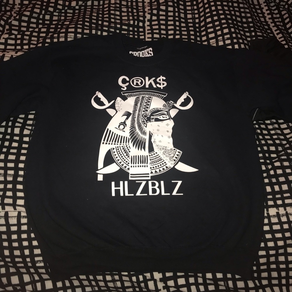 Women’s Crooks and castles sweatshirt